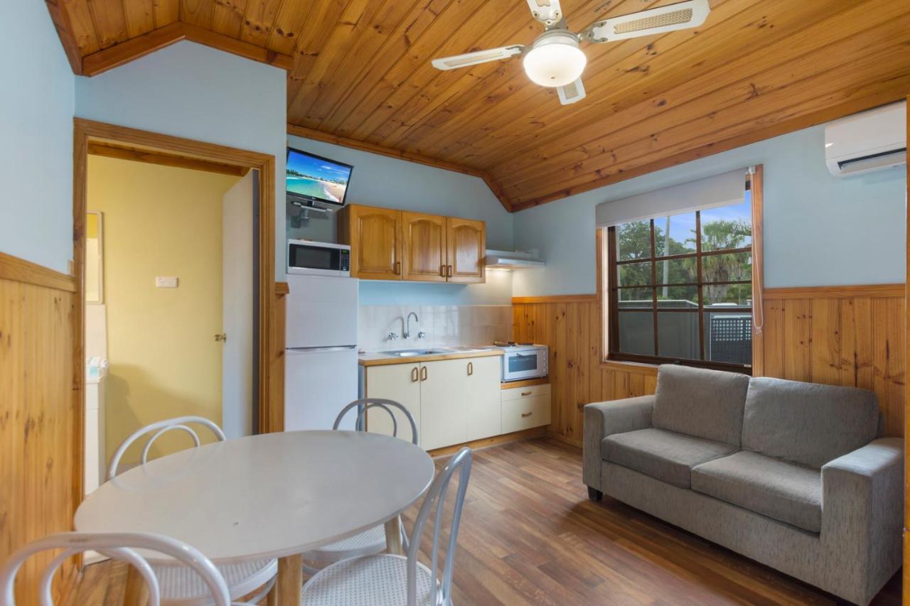 Wairo Beach Holiday Park Tabourie Lake Extérieur photo